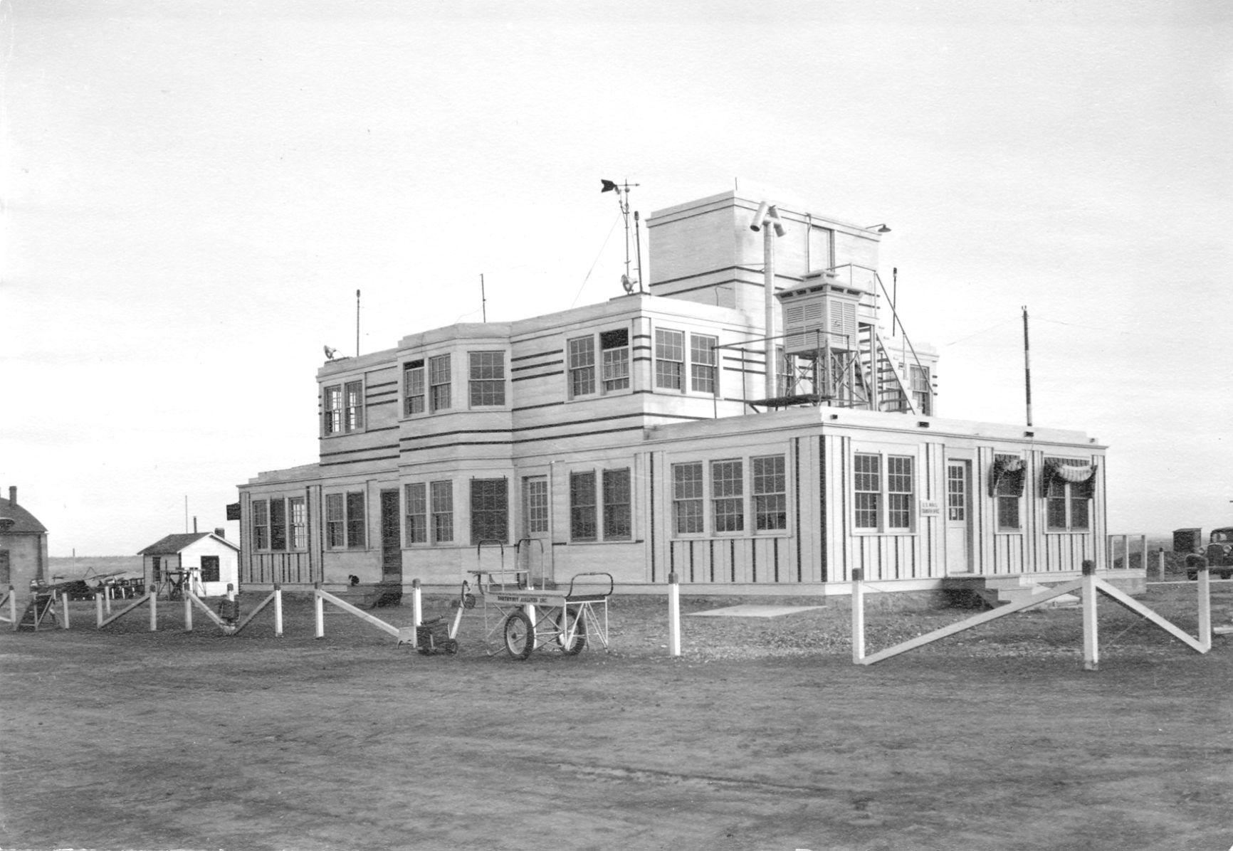 Billings Municipal Airport terminal, 1930s